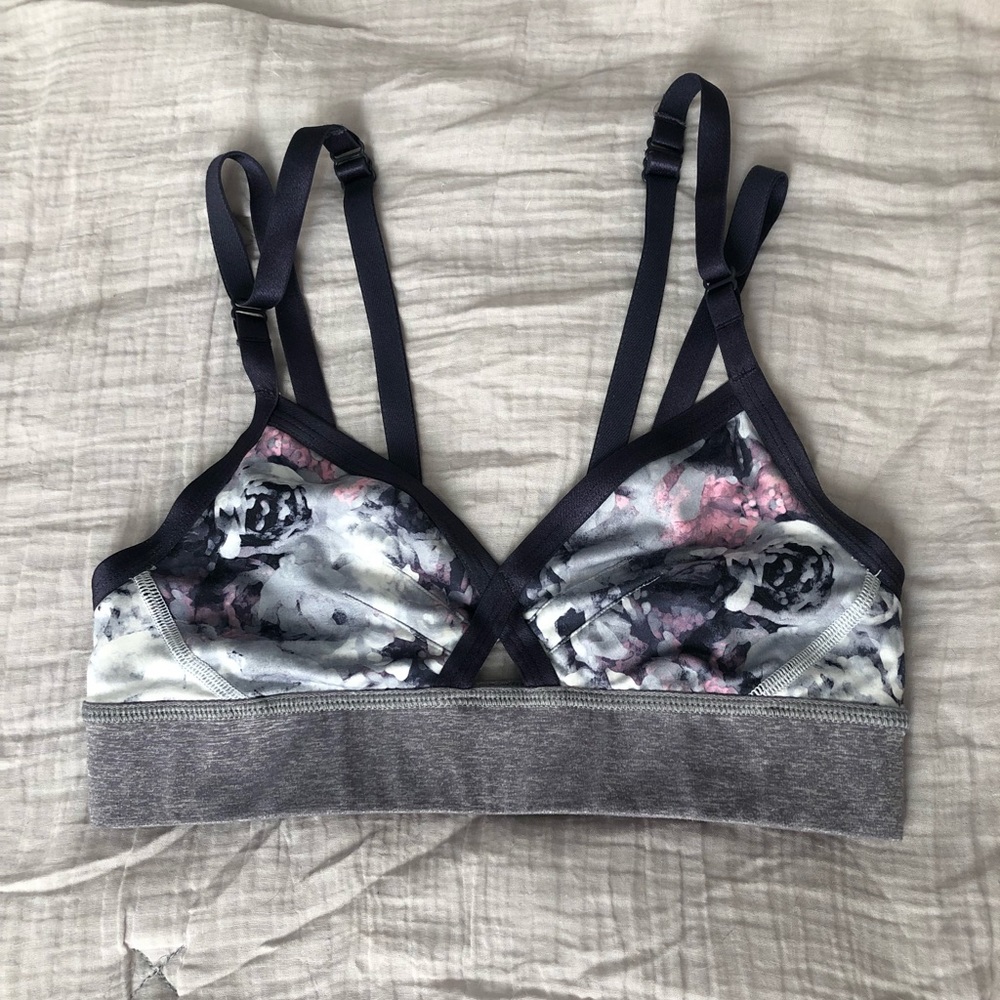 ❗️SOLD Lululemon Sports Bra